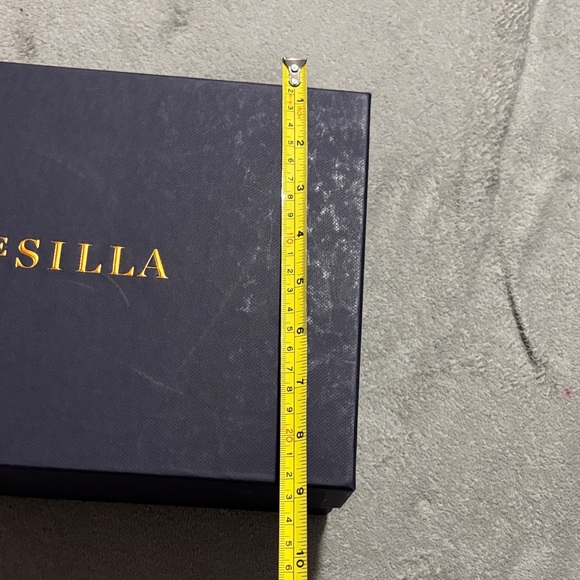 Le Silla navy blue Shoe Box - Picture 4 of 7